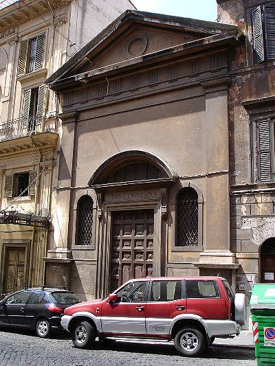 eingebaute Kirche in Rom